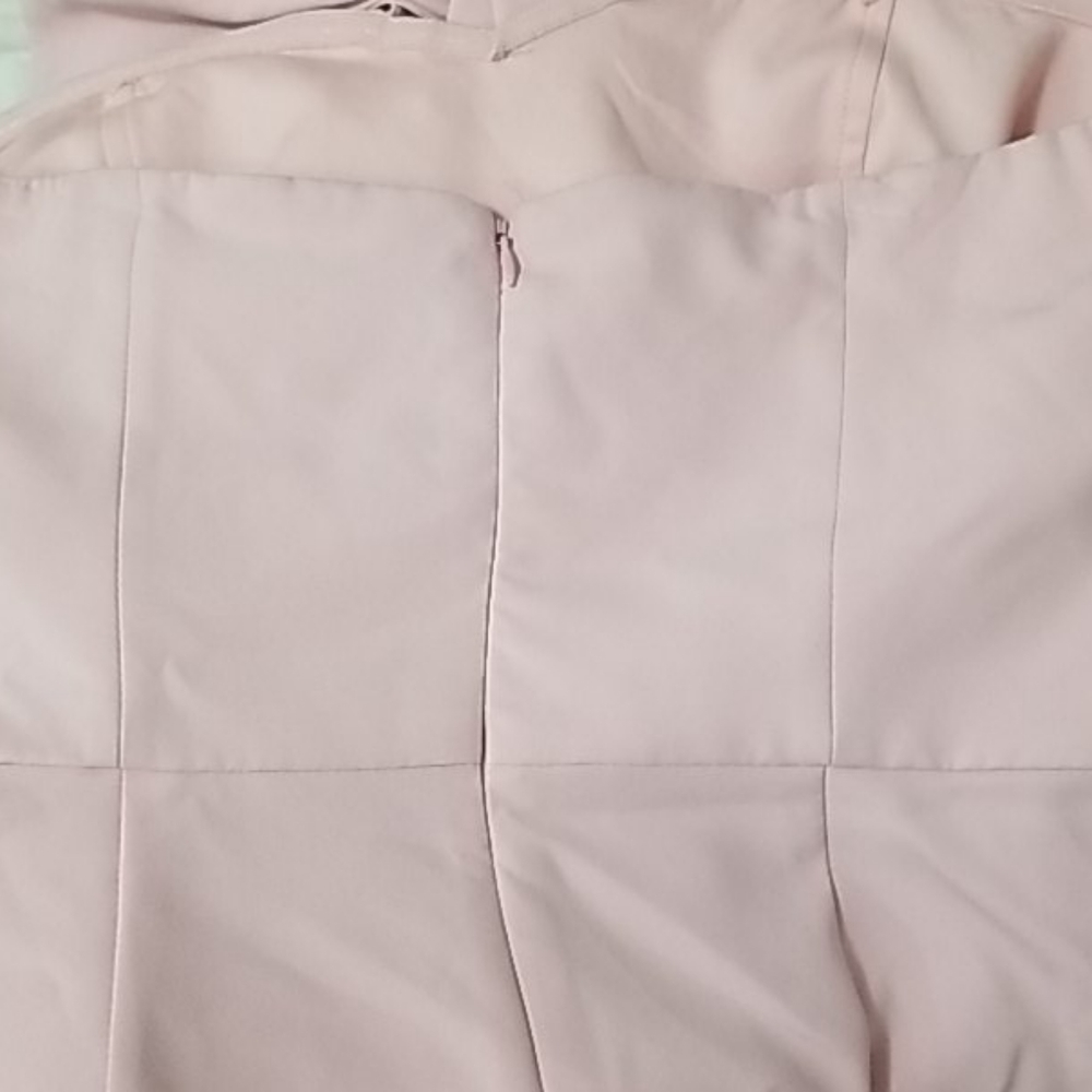 Dress - Picture 5 of 8